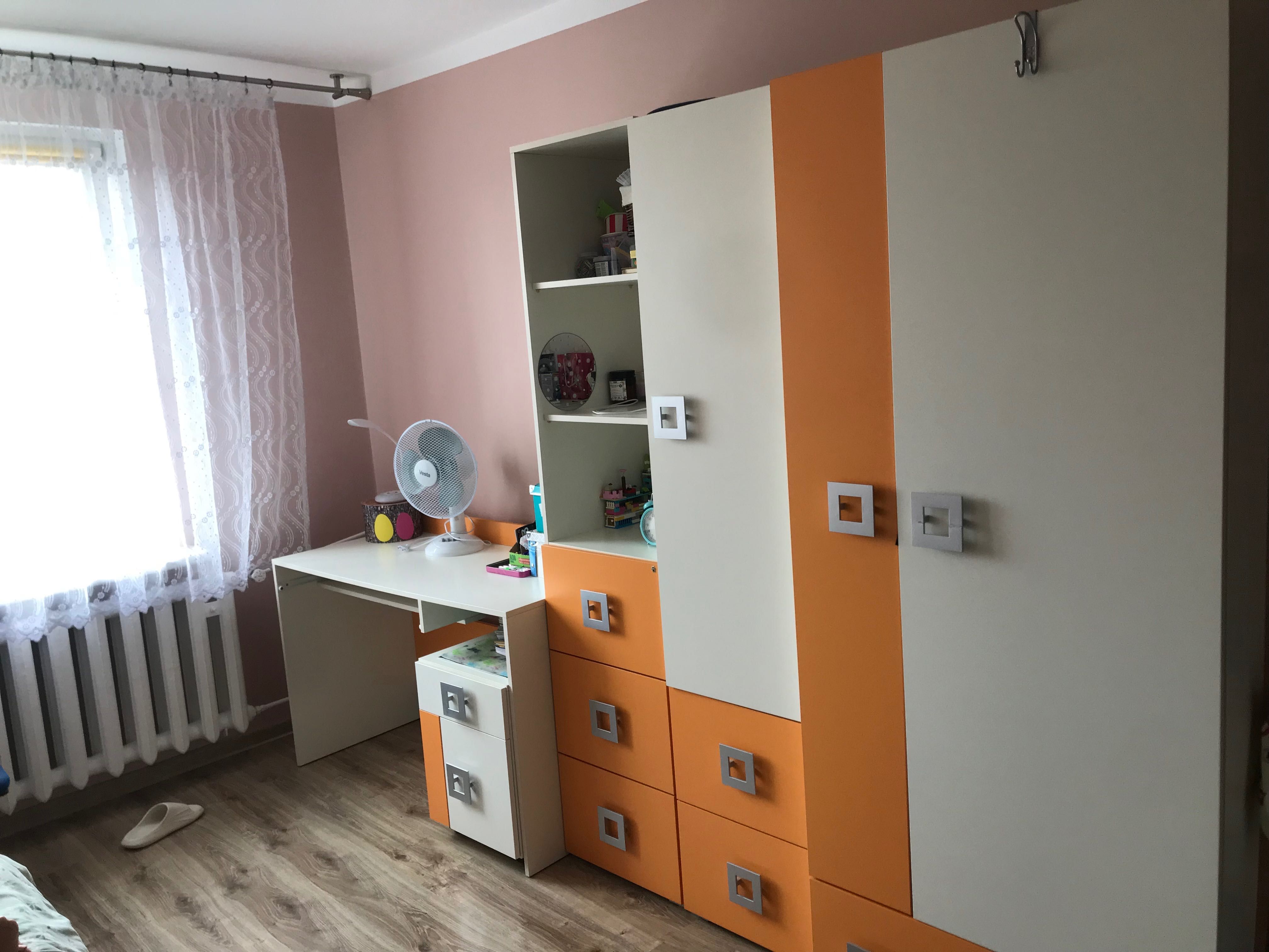 Meble dziecięce komplet