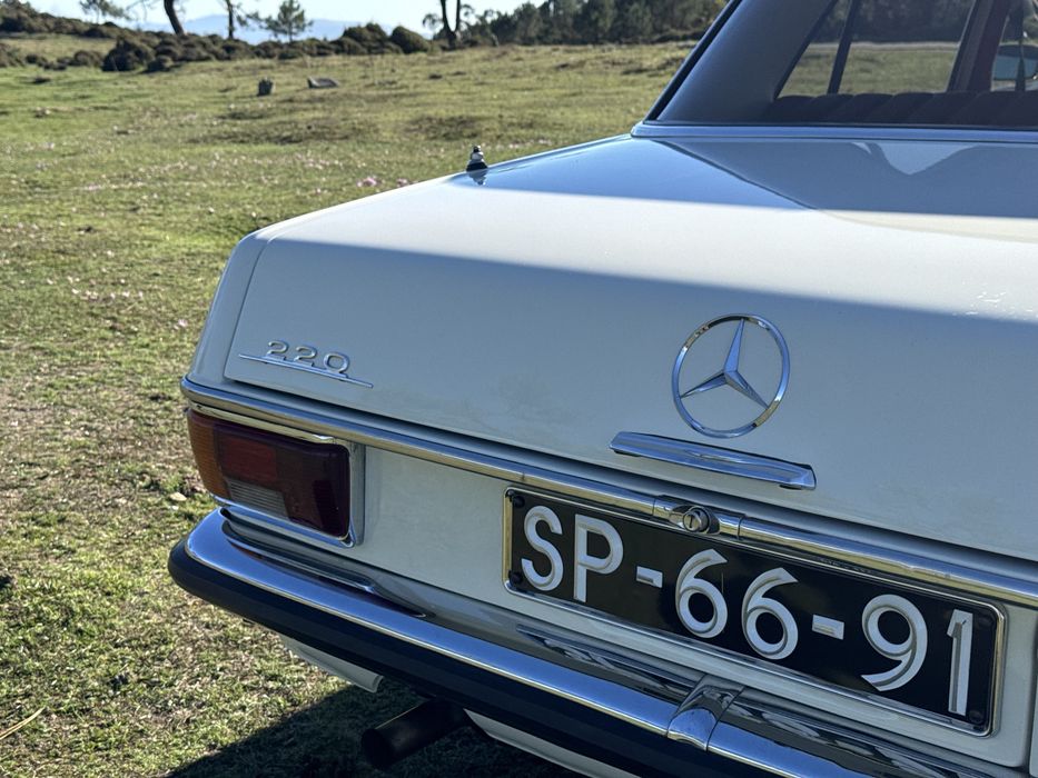 Mercedes w115 (excelente estado)