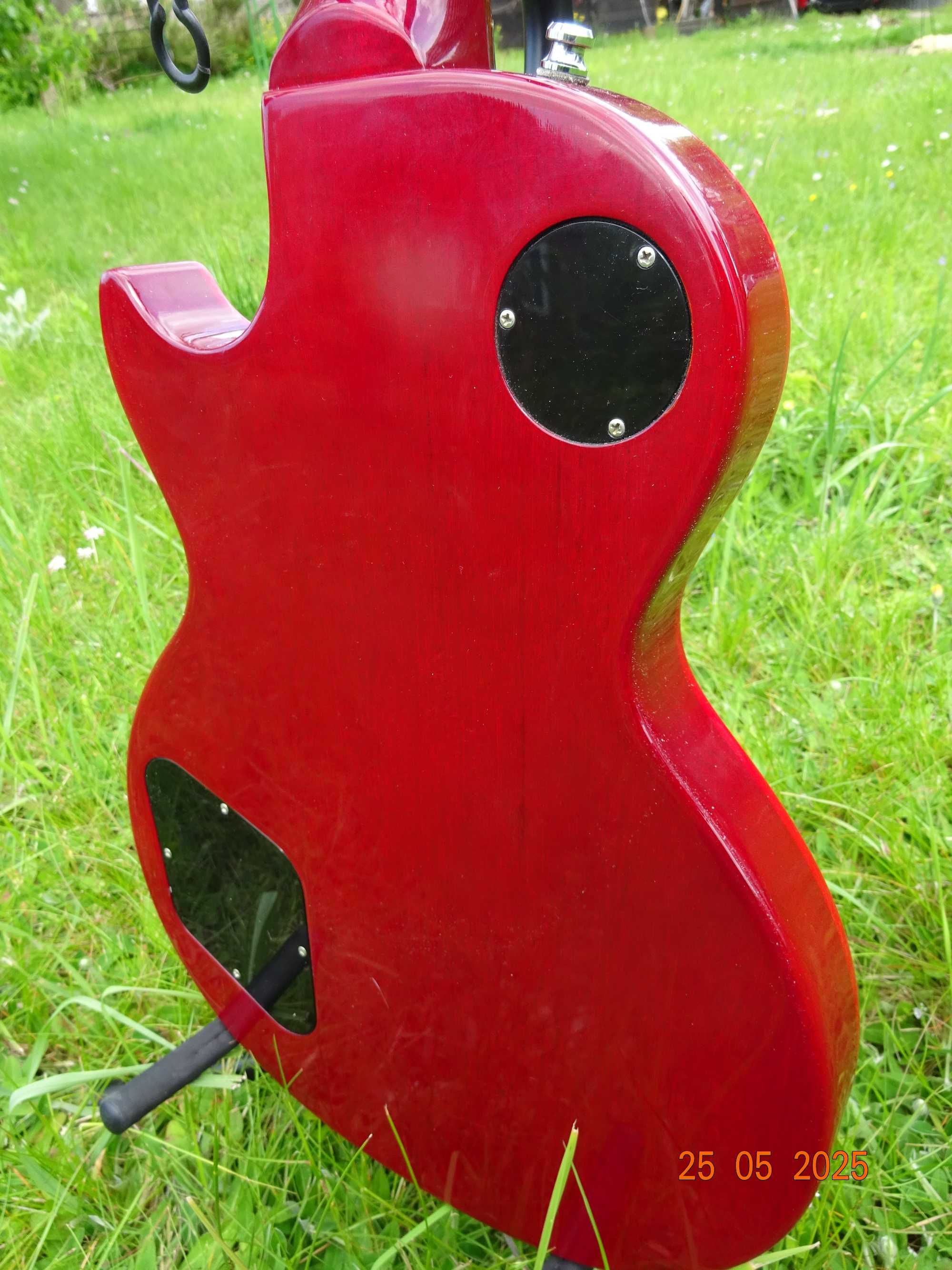 Gibson Les Paul Studio "Ruby red" 2000 r.