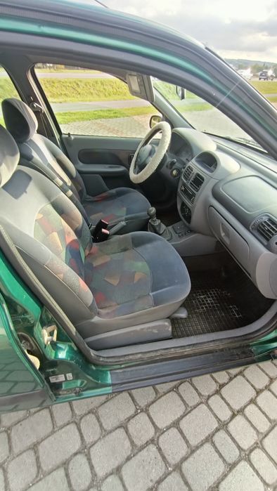 Renault Clio 2 1.1 benzyna 5 drzwi do jazdy