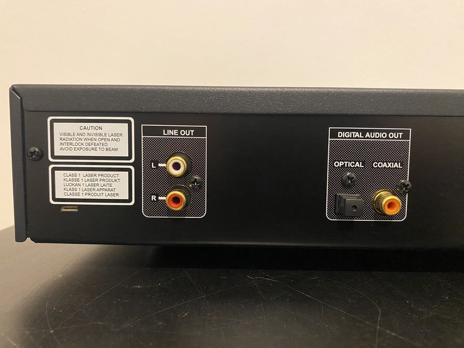 CD програвач NAD C546 BEE