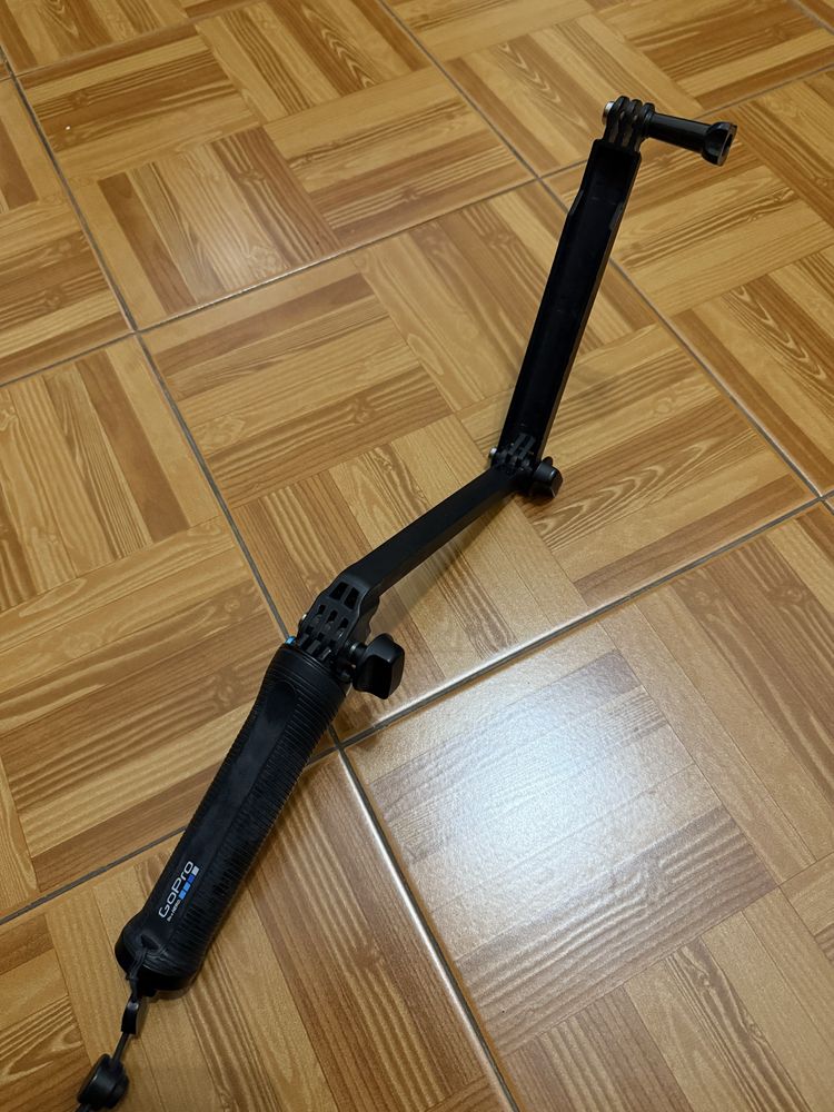 Gopro tripe 3 way