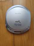 Walkman discman sony 
Transformador original incluido.
Tam