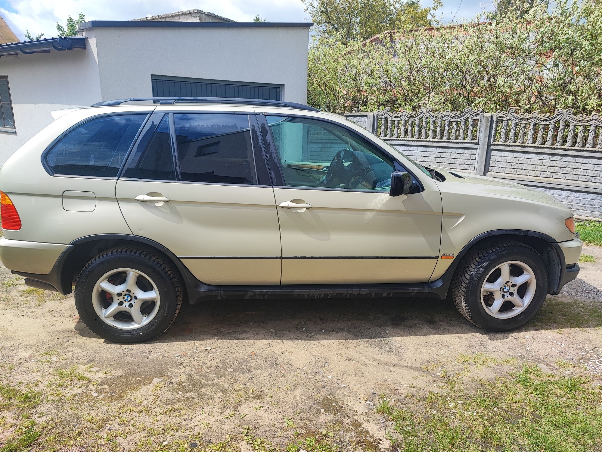 Sprzedam BMW X5 E53