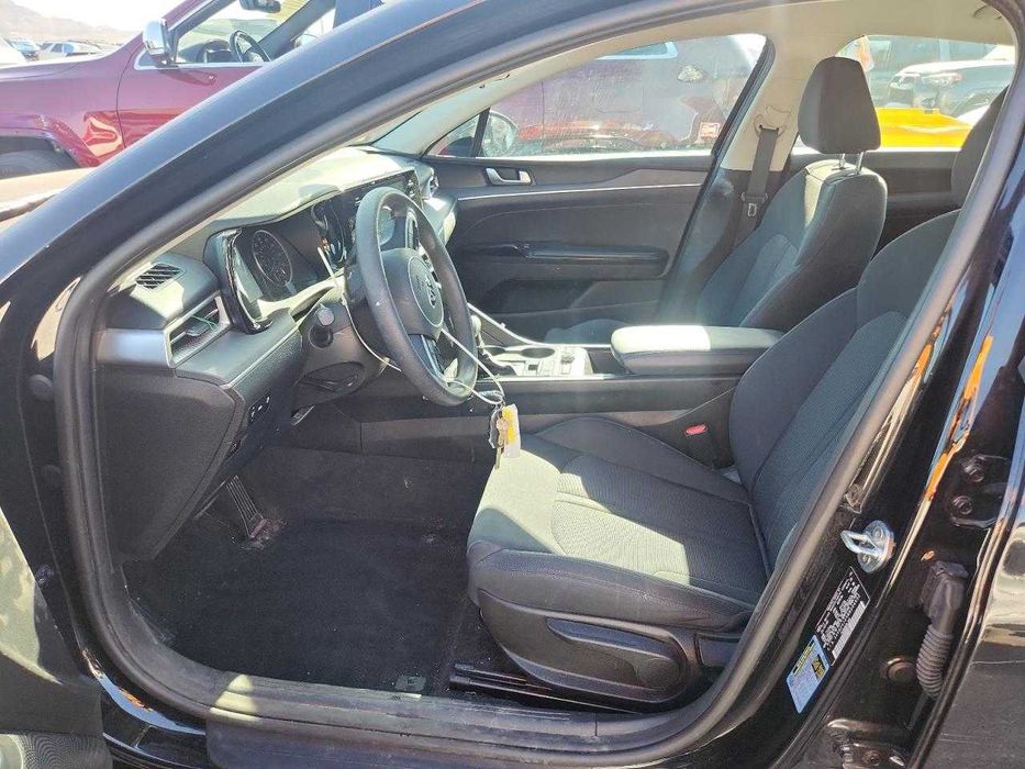 KIA K5 Lx   2021