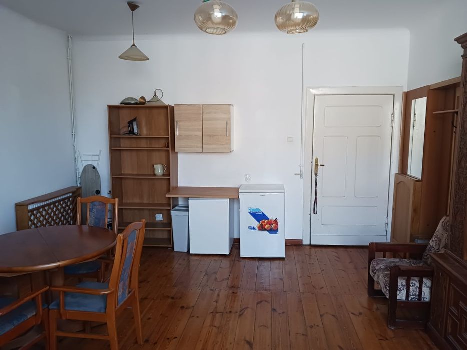 Przestronny klimatyczny pokój jednoosobowy do wynajęcia