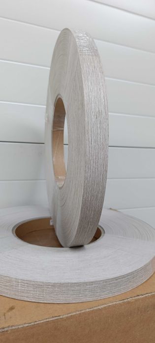 Obrzeże meblowe Rehau- EICHE EXOTEN HELL, 33x08 mm 150 m 12 szt.