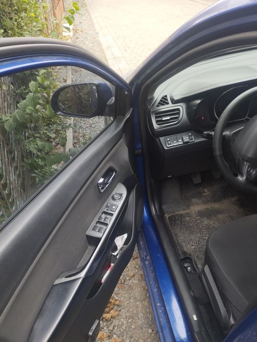 KIA RIO 1.6 газ/бензин 2012