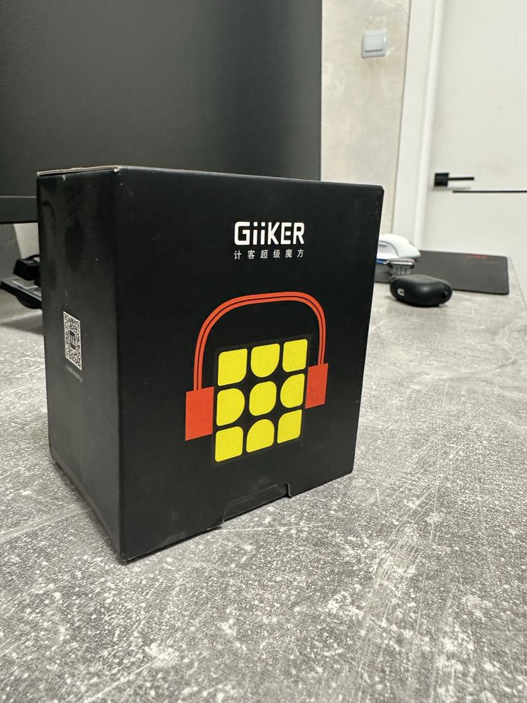 Продам кубик рубика giiker