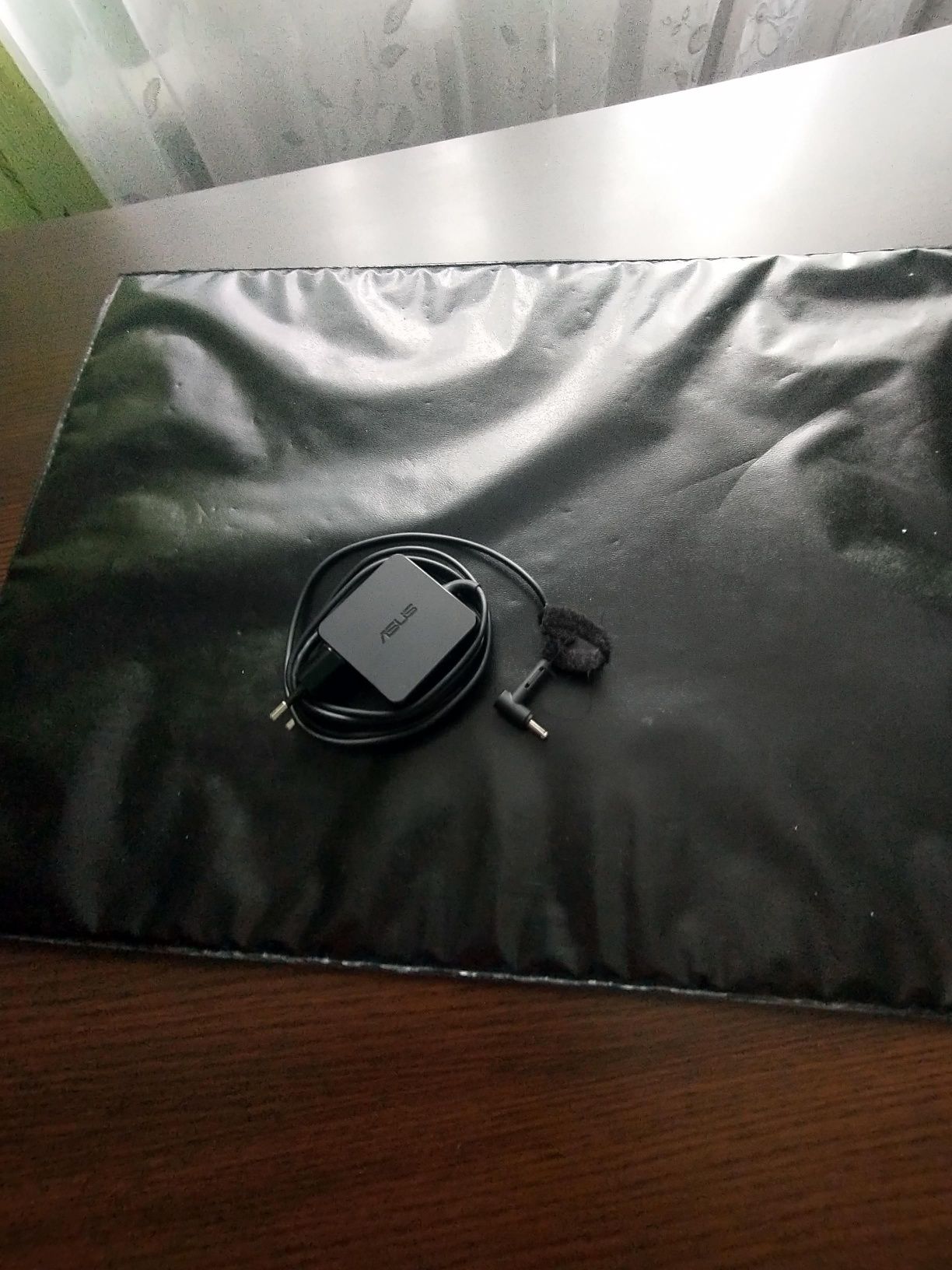Notebook Asus E402Y