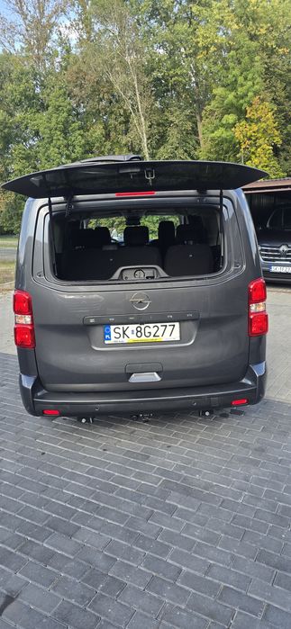 Wynajem Bus Opel  Zafira C(Vivaro)