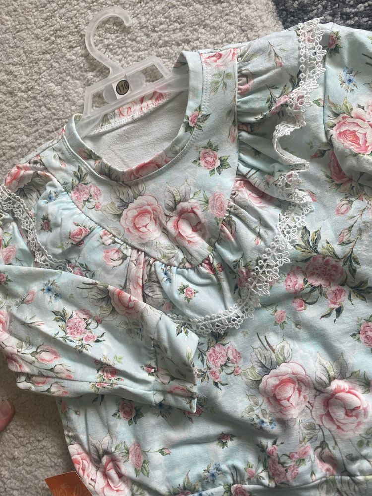 Bluza w kwiaty dla dziewczynki
