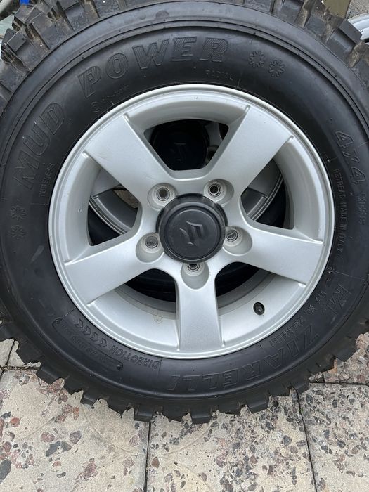 Продам колеса в сборі Suzuki Jimny 225/70 R15