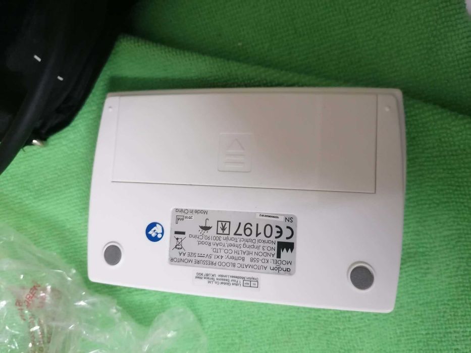 Medidor de tensão Gima. Novo, na caixa.