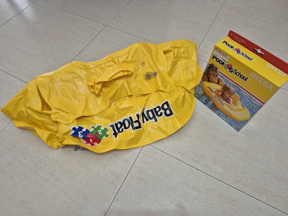 Boia infantil - Baby Bote Pool School