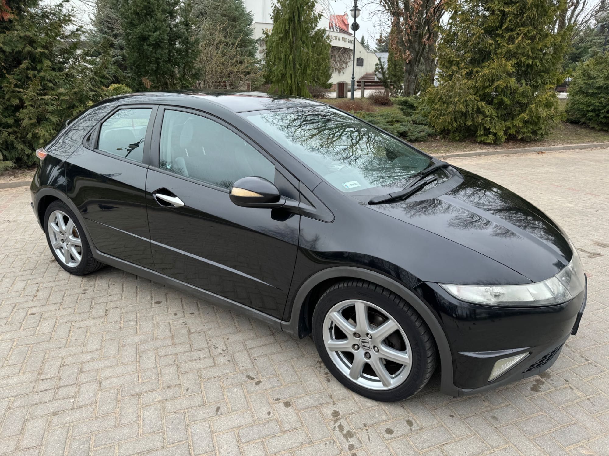 Honda Civic 1.8 benzyna 140KM Salon Polska 1 właściciel 5 drzwi
