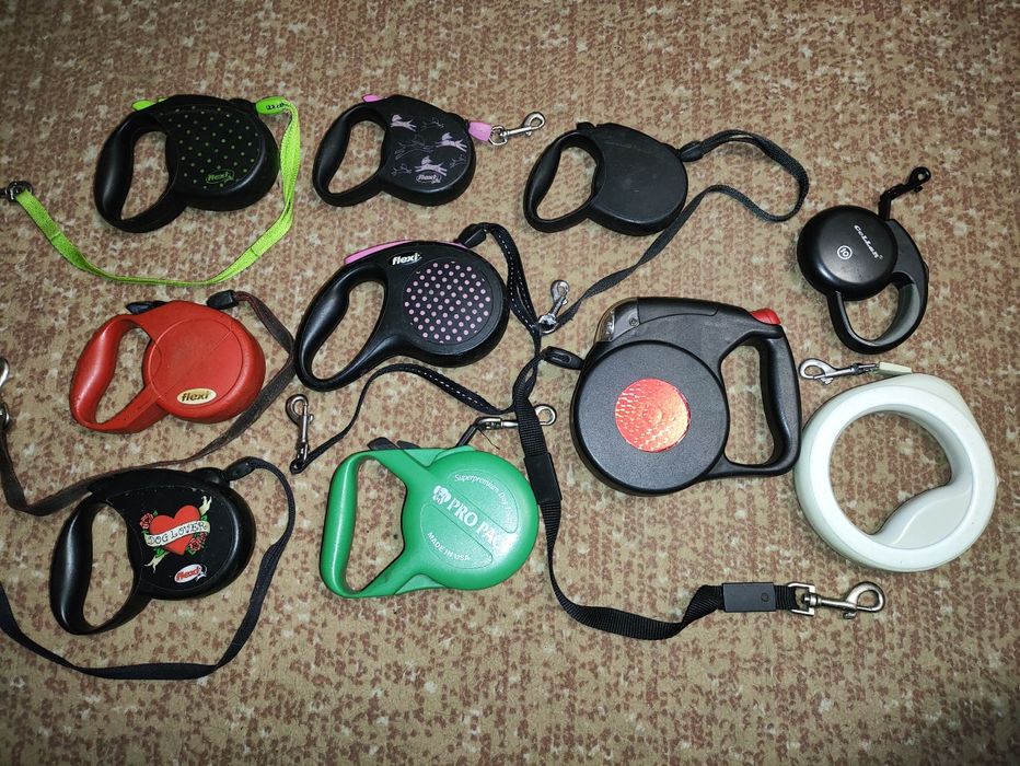 попоны для собаки и для таксы . поводок рулетка  5 м. 8 м .