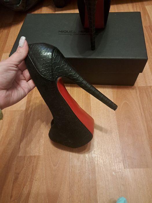 Лабутены 38 р италия