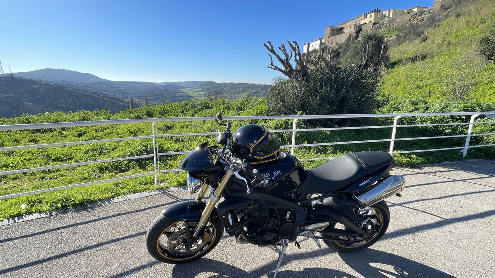 Triumph Street triple