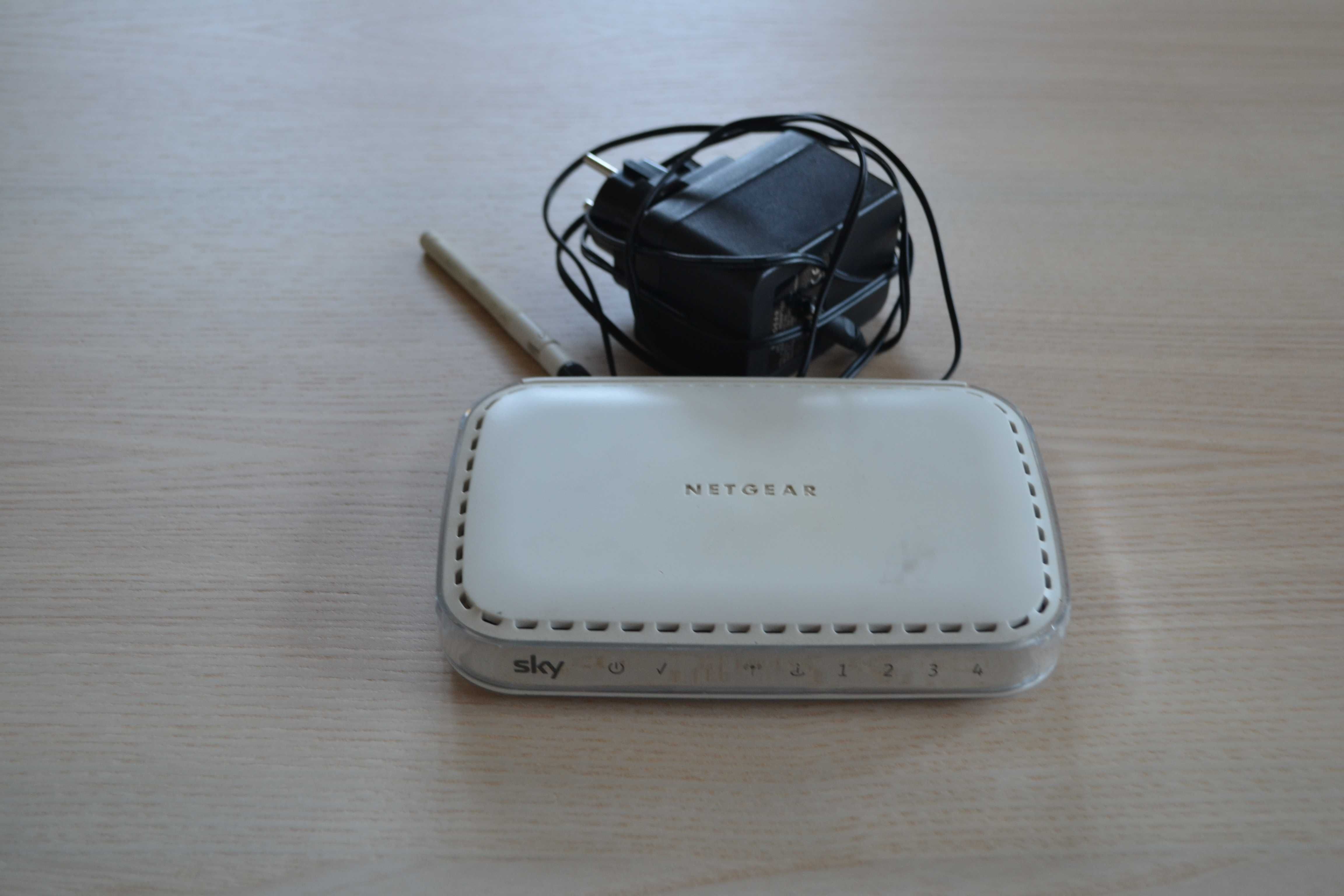 2 Modemy ADSL, routery Netgear: DG834GT + DG834Gv4