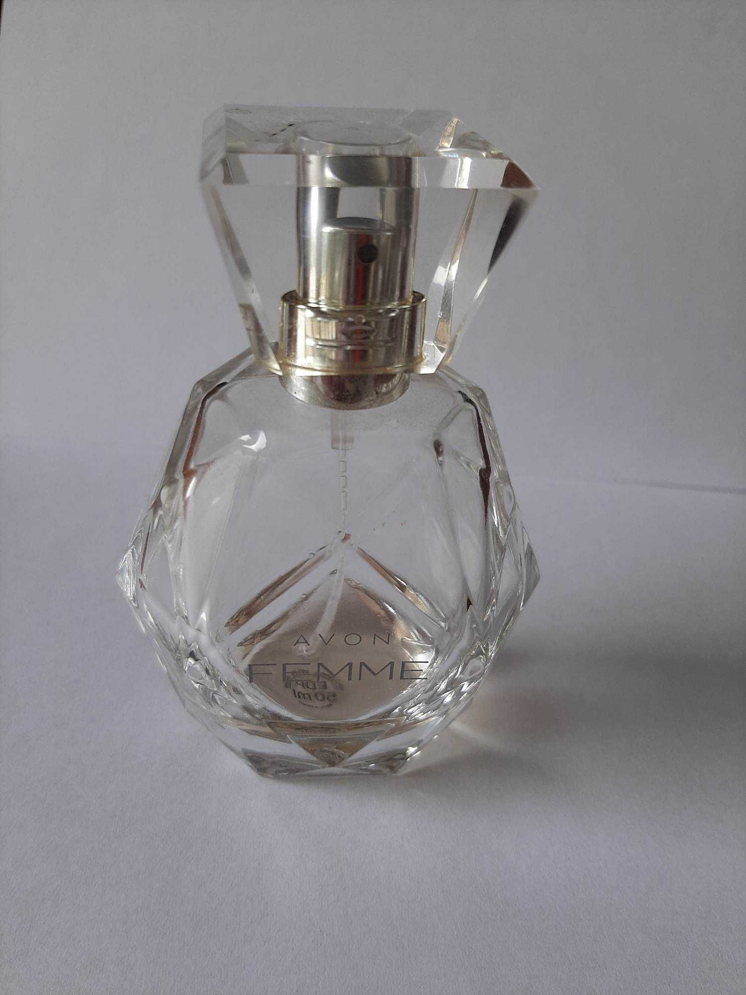Pusta buteleczka po perfumie - Femme by Avon - 50 ml