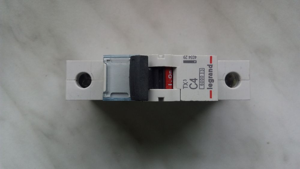 Wyłącznik nadprądowy S301 C4 Legrand TX3