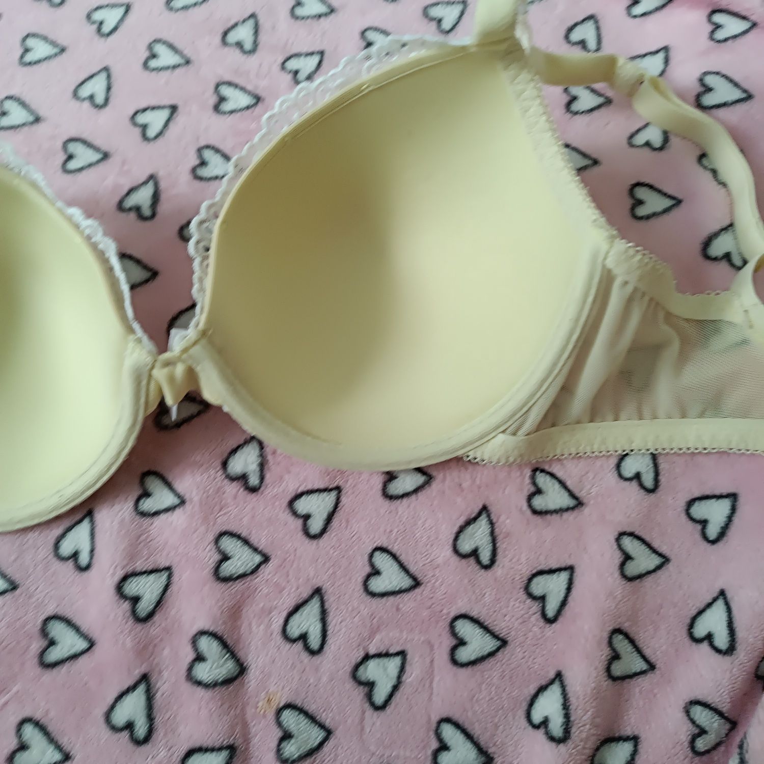 Biustonosz stanik Limited 32dd 70dd