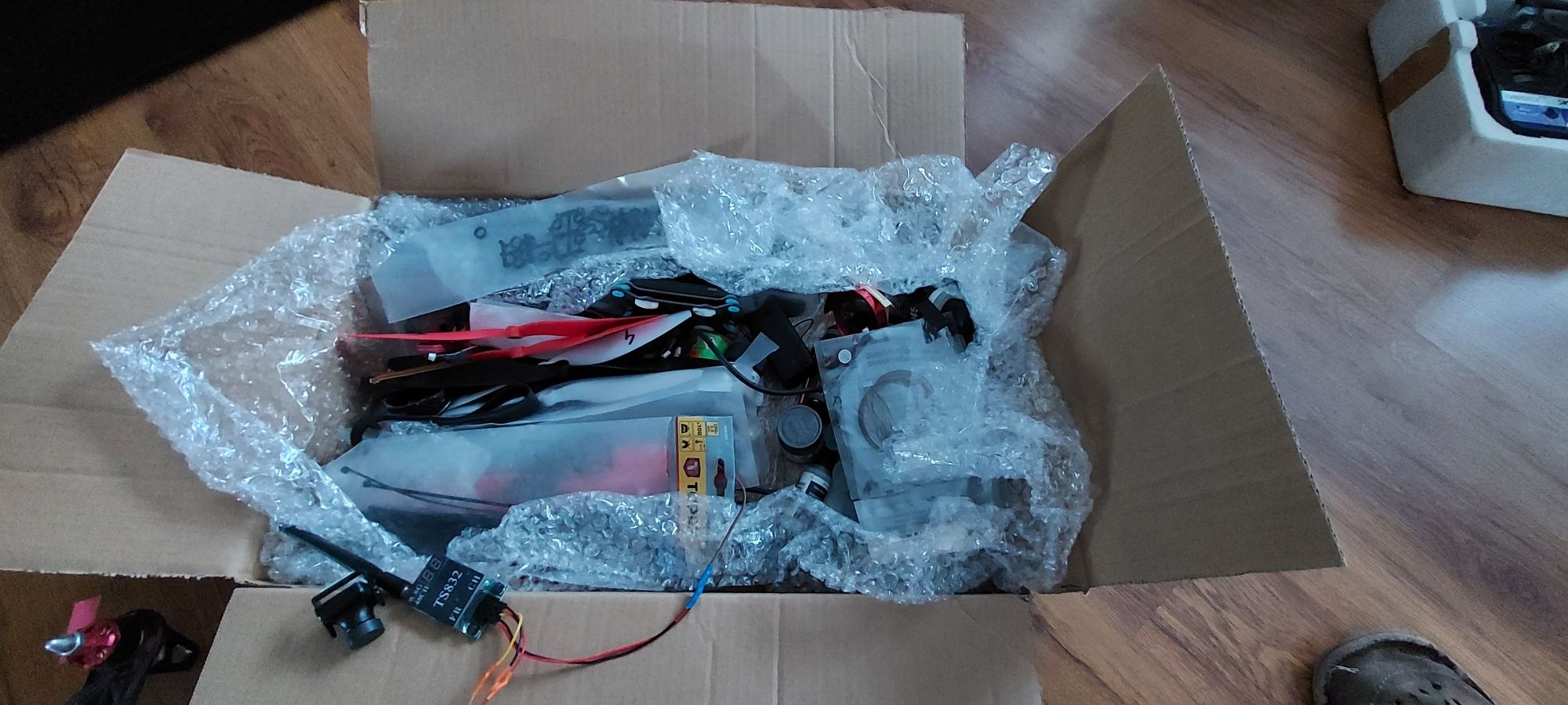 Dron hexacopter z DJI Naza V2