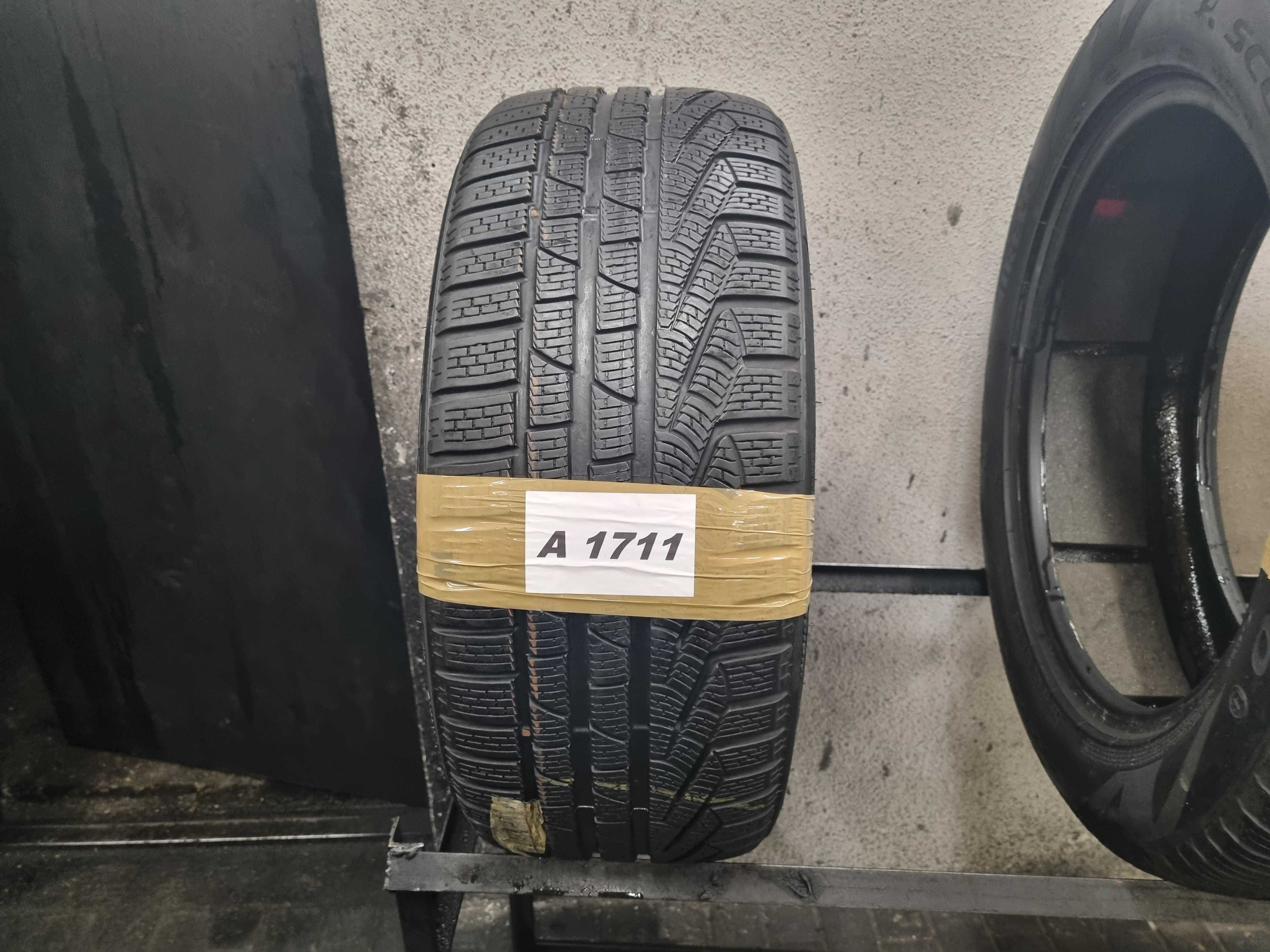 245/35/20 91V Pirelli Sotto Zero Winter 240 Serie II NO Dot.3514R