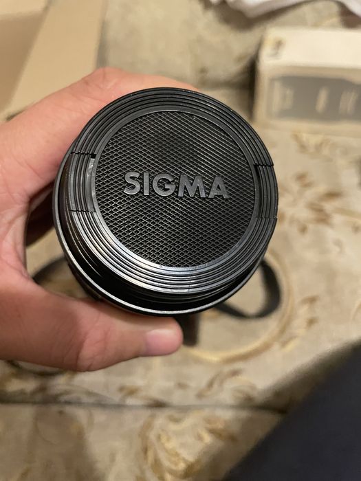 Obiektyw Sigma Zoom 75-210 3.5-4.5