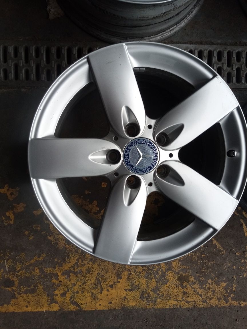 Felgi 16" Mercedes Slk 171 CLK,C Kl , E Kl inne . Oryginalne MB