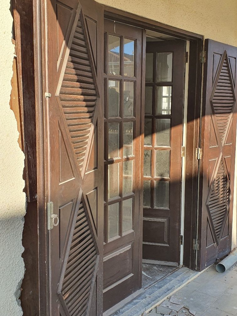 Portas e janelas para venda
