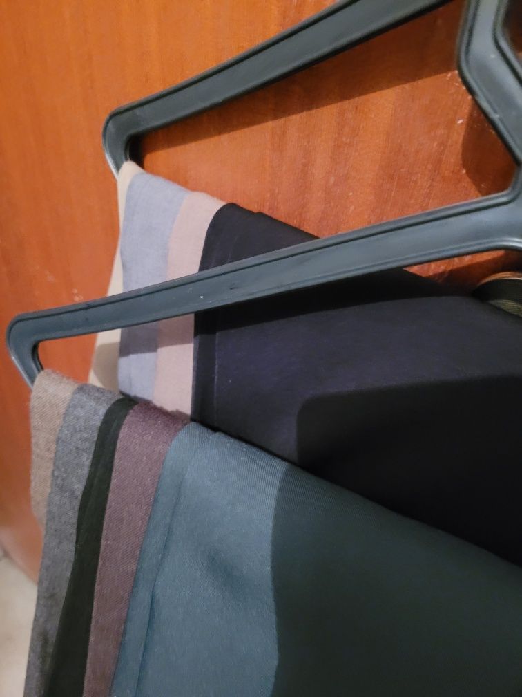 Calças de homem vincadas medidas 40/42/44