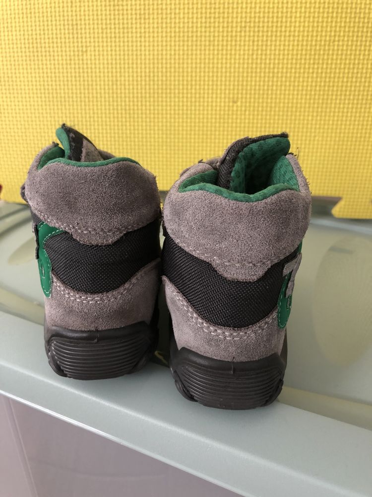 Kozaki, śniegowce, trekingowe gore-tex 23 primigi