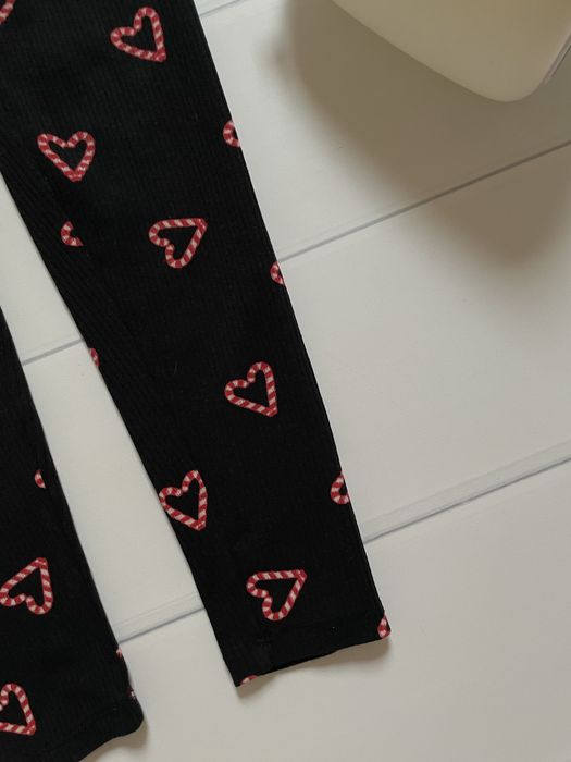 134 140 George 9-10 lat czarne legginsy prążek bawełna serce serduszka