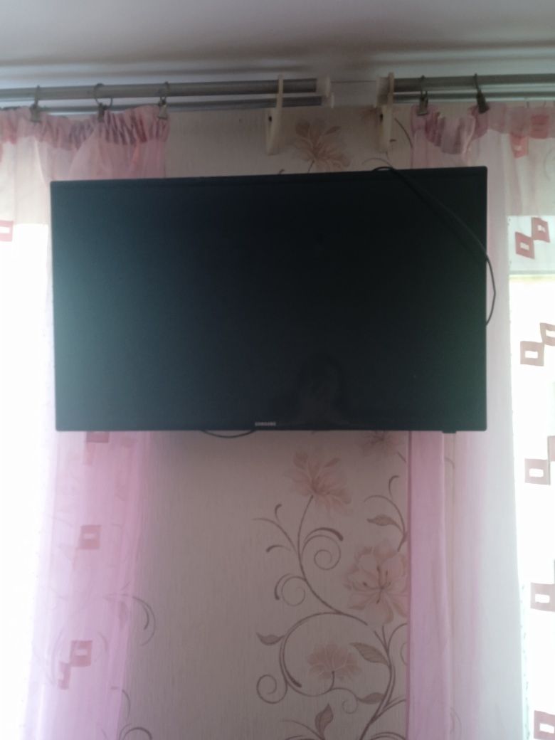 Продам плазму самсунг 32 дюйма
