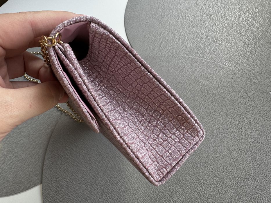 Torebka wieczorowa kopertówka połysk róż