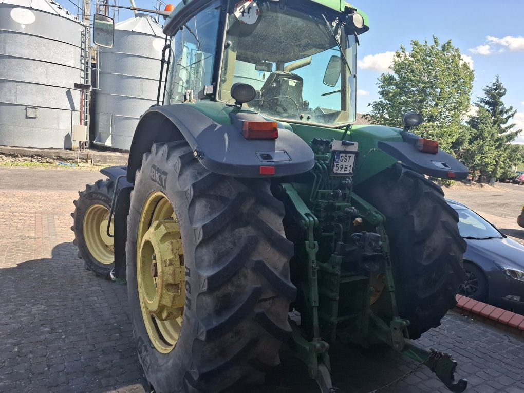 John deere 7820.