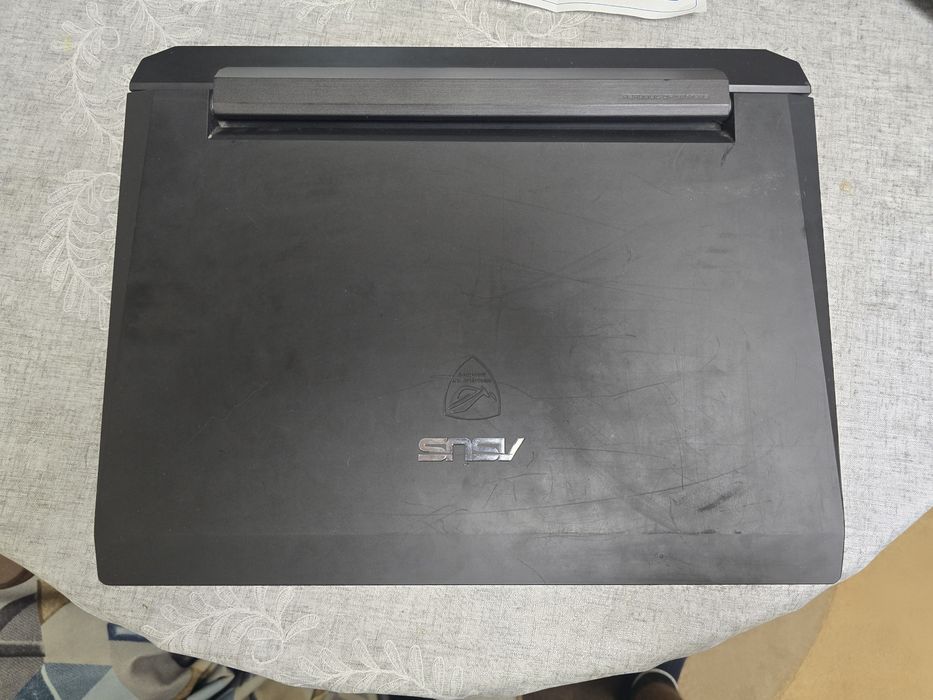 Asus ROG G74SX i3-2630QM /GTX 560M 2Gb /8Gb ram /1600х900