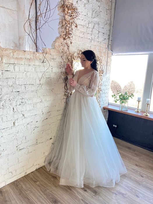 Шикарное свадебное платье