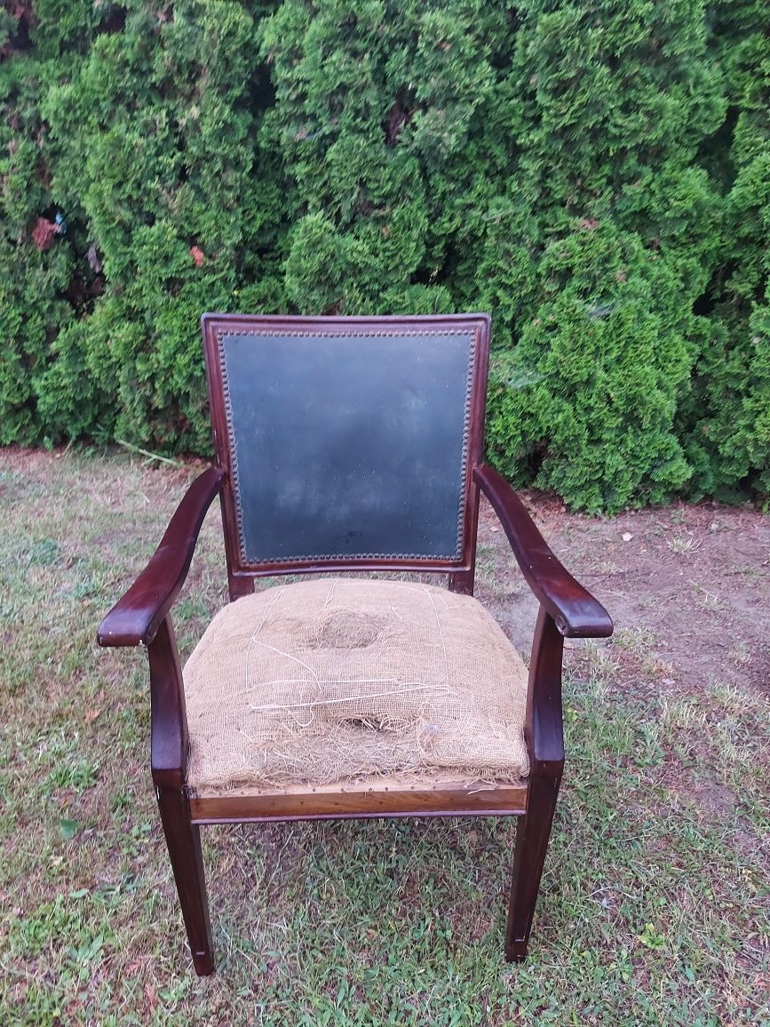 Fotel gabinetowy skóra  drewno