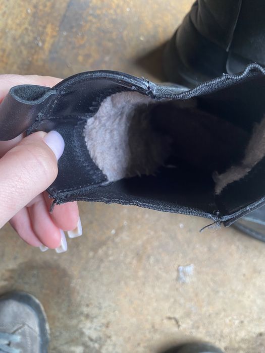 Черевики жіночі зимові на хутрі, колір чорний