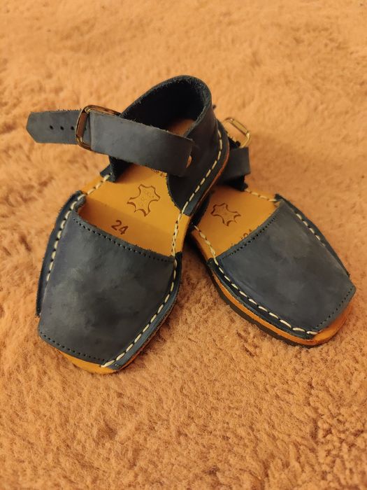 Nowe Sandałki PONS dla dziecka r.24