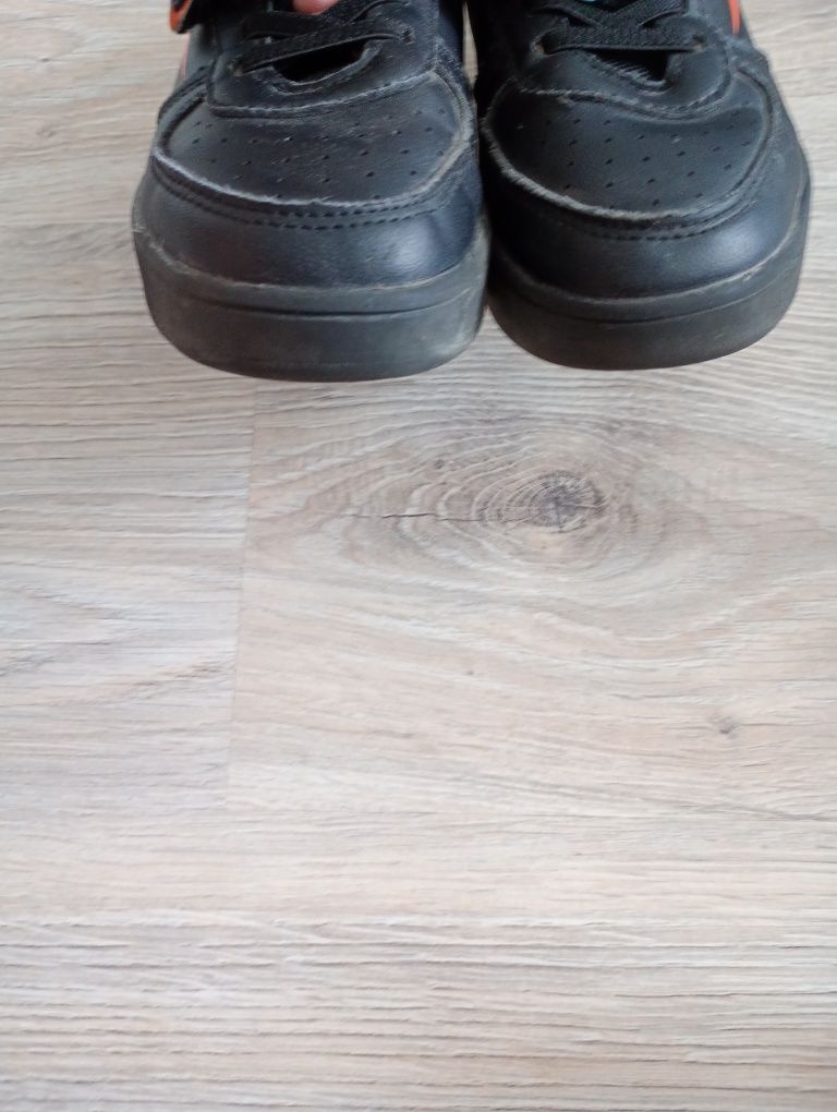 Buty adidasy chłopięce Sprandi 28