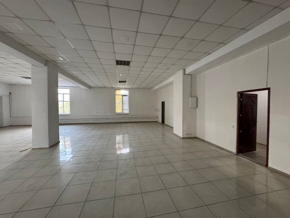 Здам в оренду велике приміщення проспект Науки