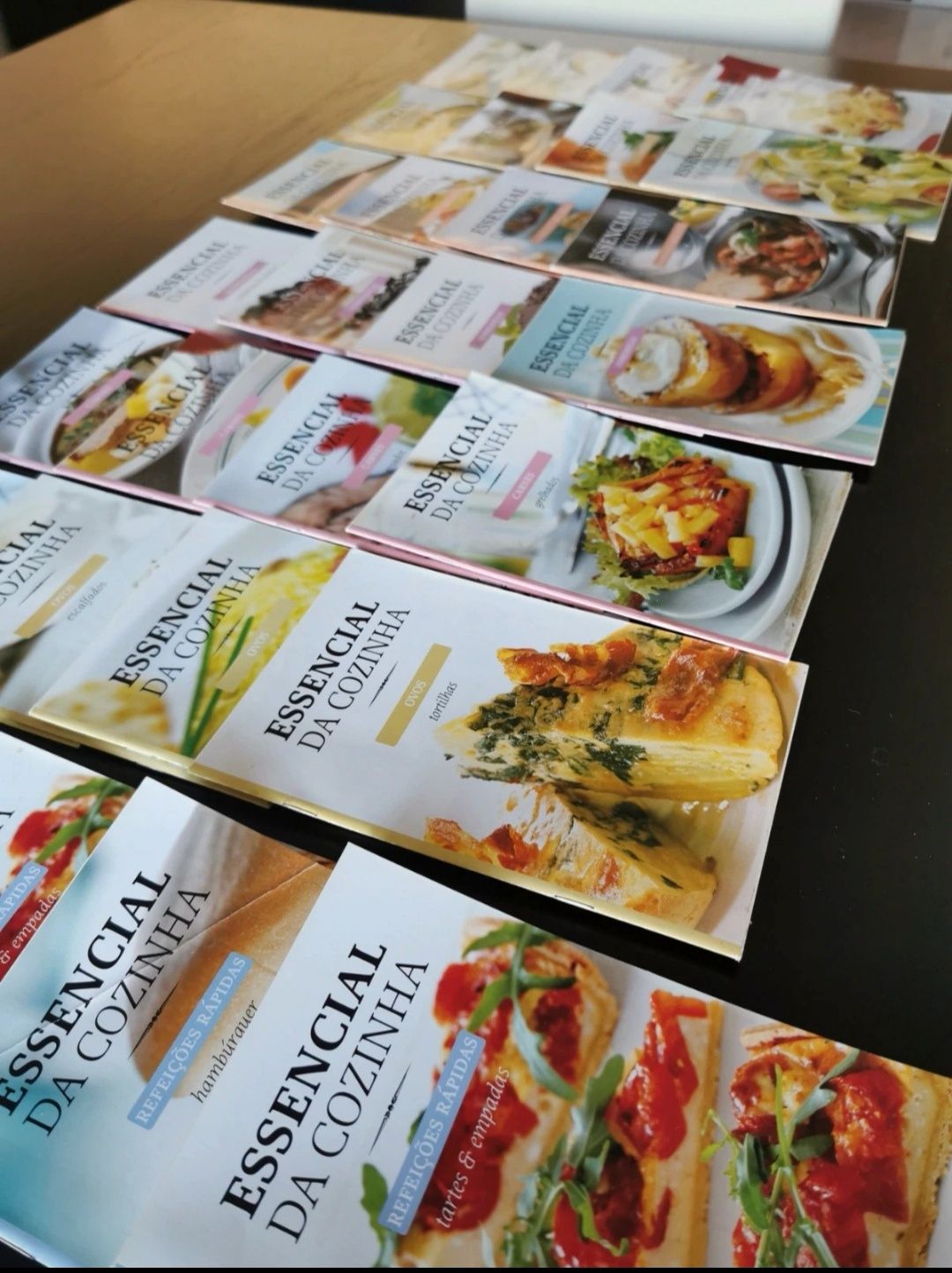 Coleção de 41  livros de culinária