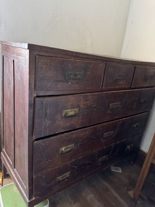 Comoda para restauro