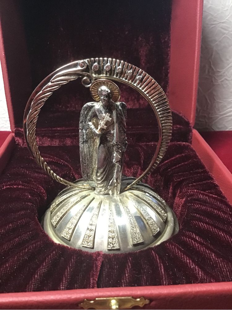 Серебро скульптура "Ангел-Хранитель" (золото,фианиты,серебро)