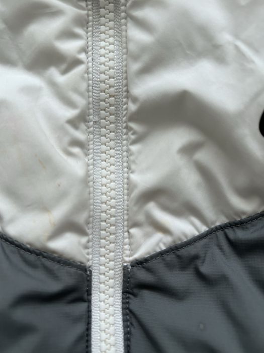 Куртка nike.