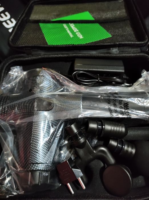 Pistola Massagem MassageGun Profissional 4 cabeças 2500mAh silenciador